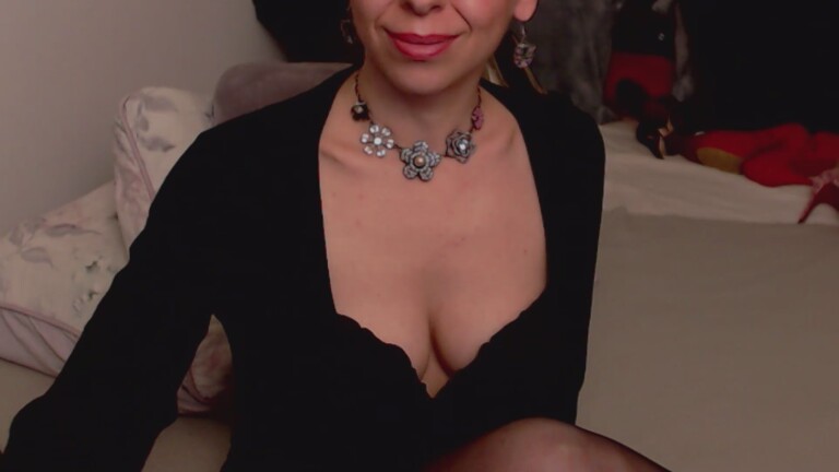 AylyneMiller's Streamate show and profile