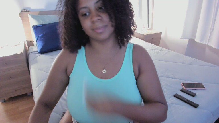 QueenJohnson's Streamate show and profile