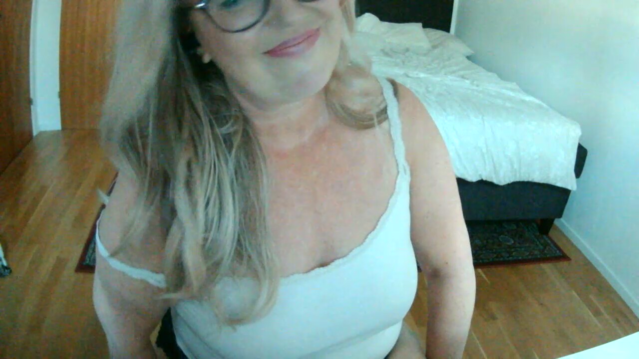 BlondeBridgetx