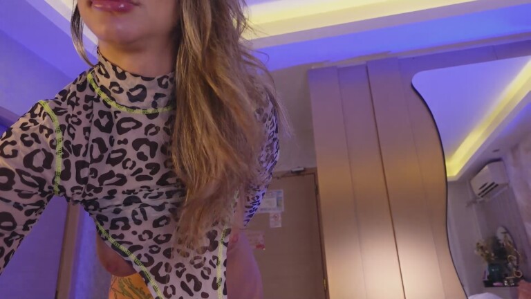 JullyBlair's Streamate show and profile