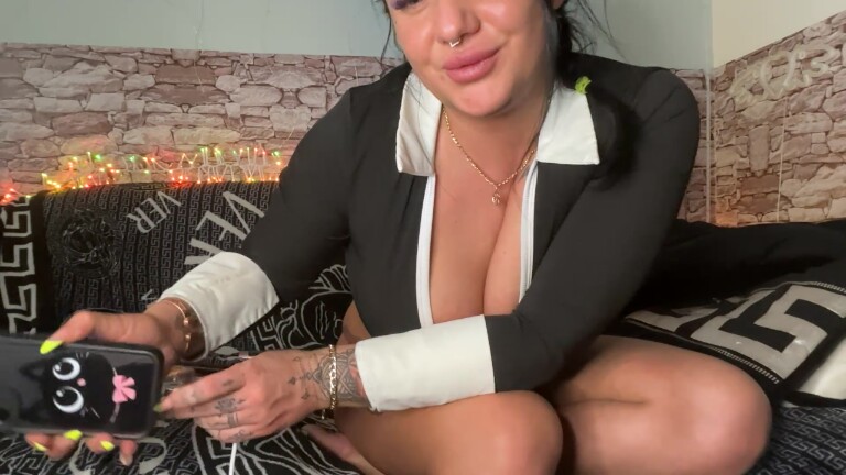 FitnesMilfy's Streamate show and profile