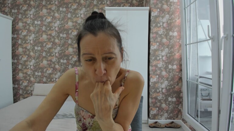 CharmChoice's Streamate show and profile