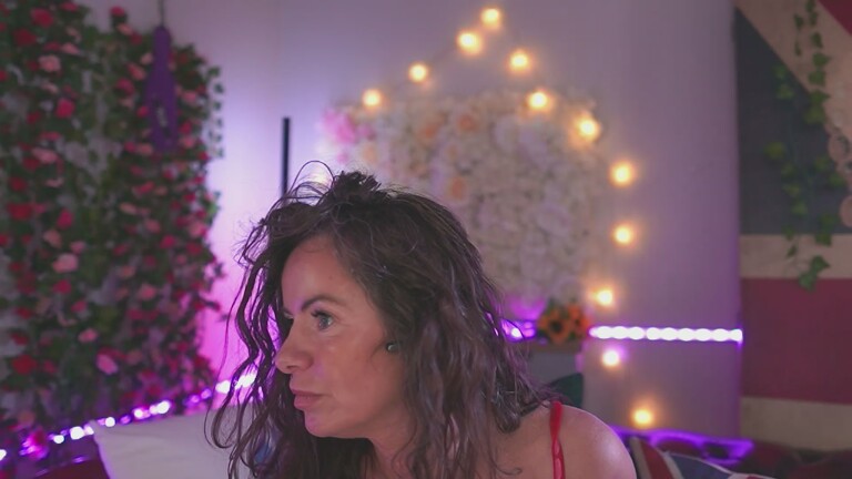 AmicaB's Streamate show and profile