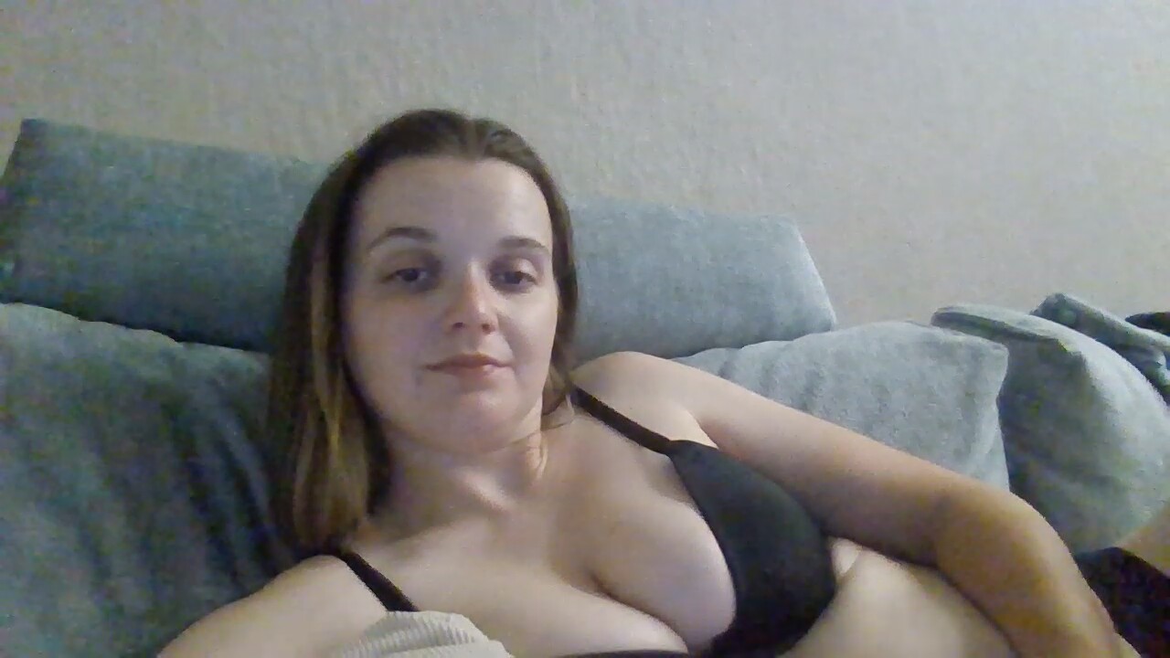 Naughty_LittleCara