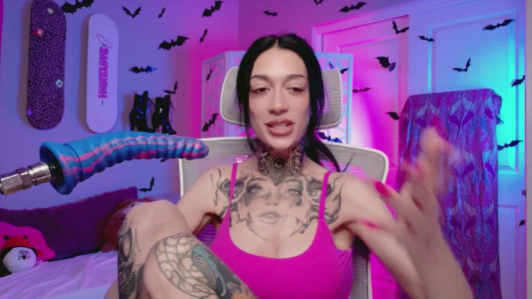 HarleyRaex's Streamate show and profile